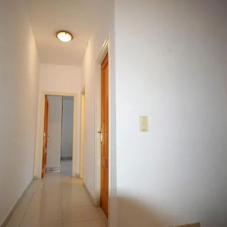 Holiday home Casa Cal Sabater - En Pleno Centro, Bonita Vista Al Rio, Gran Parking Publico Delante, A.a., Wifi. - Es-89-89 Sant Pere Pescador
