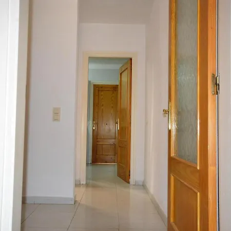 Casa Cal Sabater - En Pleno Centro, Bonita Vista Al Rio, Gran Parking Publico Delante, A.a., Wifi. - Es-89-89 Holiday home *