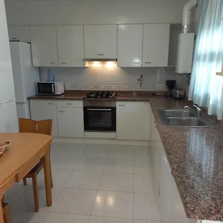 Holiday home Casa Cal Sabater - En Pleno Centro, Bonita Vista Al Rio, Gran Parking Publico Delante, A.a., Wifi. - Es-89-89