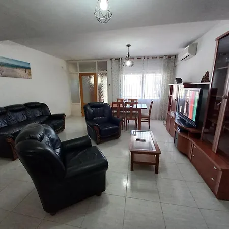Holiday home Casa Cal Sabater - En Pleno Centro, Bonita Vista Al Rio, Gran Parking Publico Delante, A.a., Wifi. - Es-89-89 Sant Pere Pescador