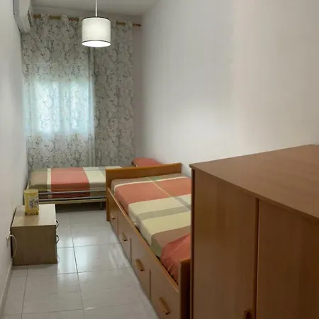 Holiday home Casa Cal Sabater - En Pleno Centro, Bonita Vista Al Rio, Gran Parking Publico Delante, A.a., Wifi. - Es-89-89 Sant Pere Pescador