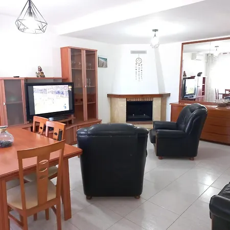 Holiday home Casa Cal Sabater - En Pleno Centro, Bonita Vista Al Rio, Gran Parking Publico Delante, A.a., Wifi. - Es-89-89 Sant Pere Pescador