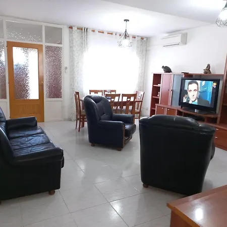 Casa Cal Sabater - En Pleno Centro, Bonita Vista Al Rio, Gran Parking Publico Delante, A.a., Wifi. - Es-89-89 Holiday home