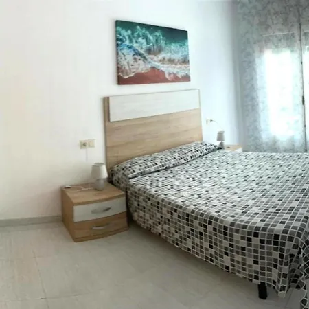 Сasa de vacaciones Casa Cal Sabater - En Pleno Centro, Bonita Vista Al Rio, Gran Parking Publico Delante, A.a., Wifi. - Es-89-89